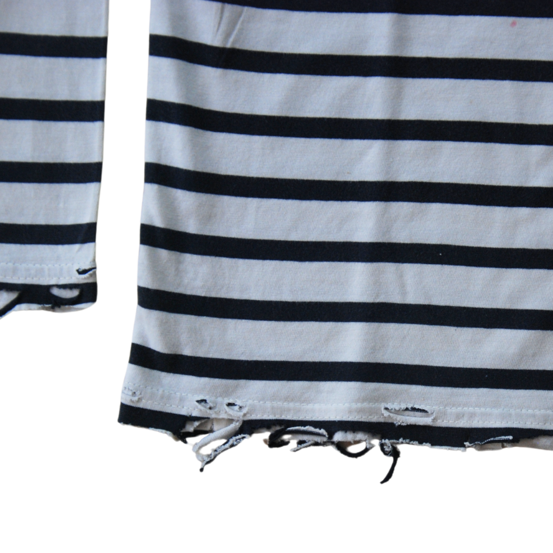 untitled 64 - distressed marinière