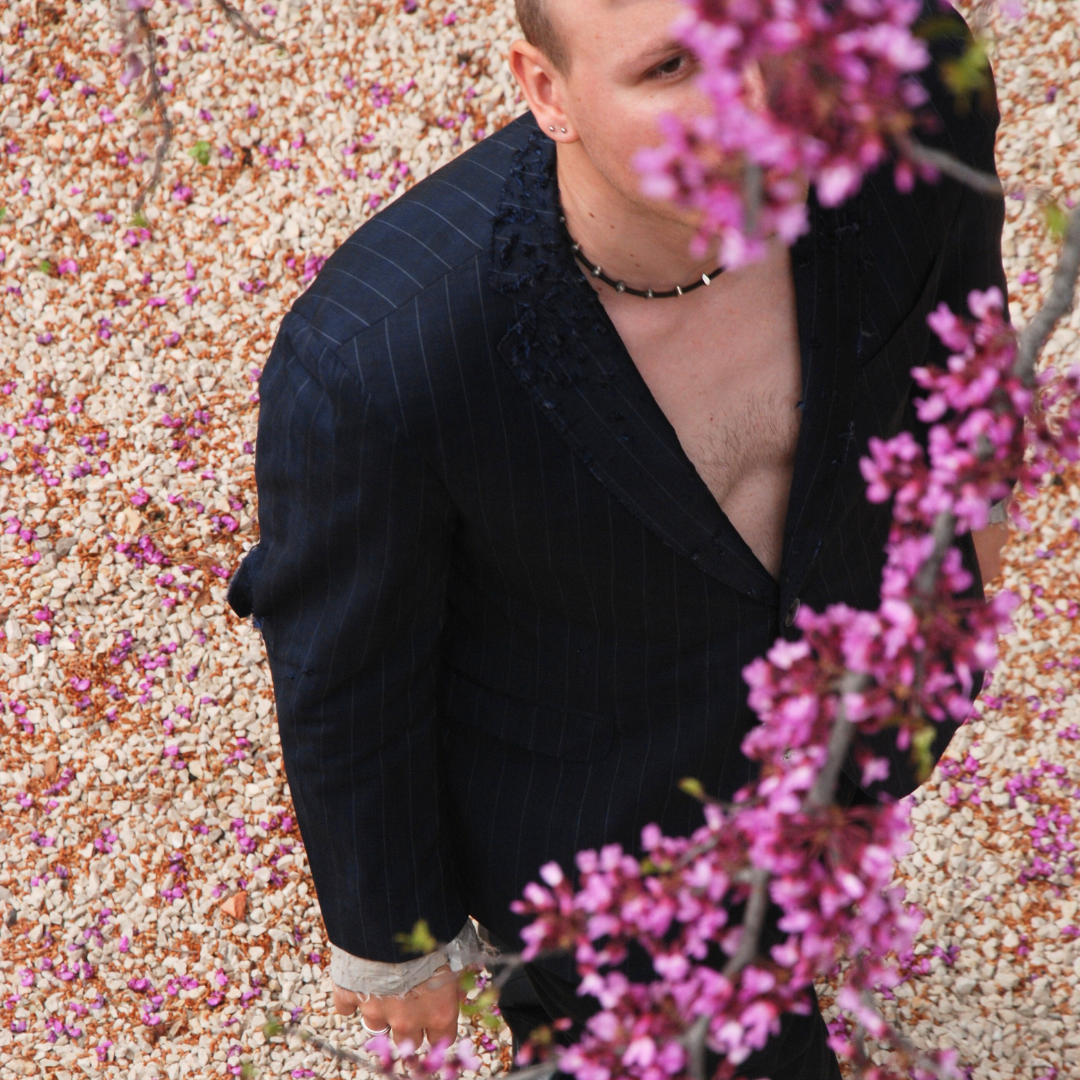 untitled 46 - navy distressed blazer