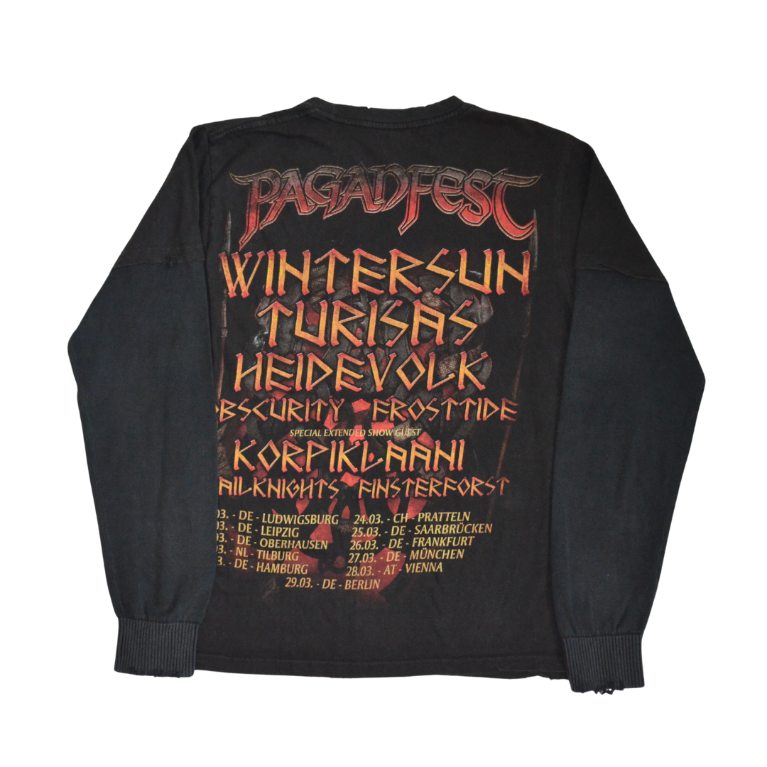 untitled 54 - graphic long sleeves tee