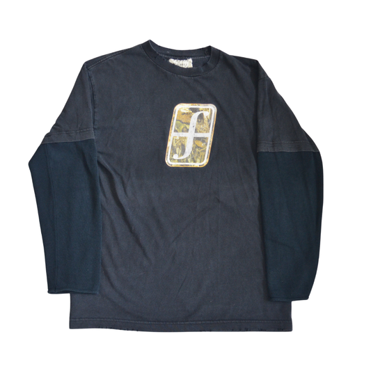 untitled 53 - graphic long sleeves tee