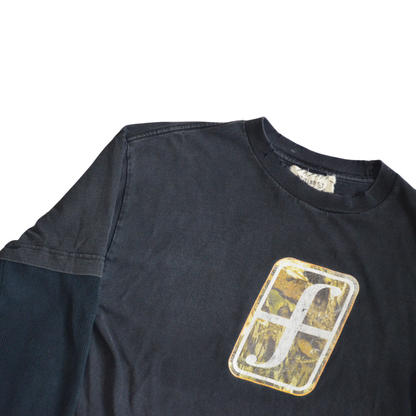 untitled 53 - graphic long sleeves tee