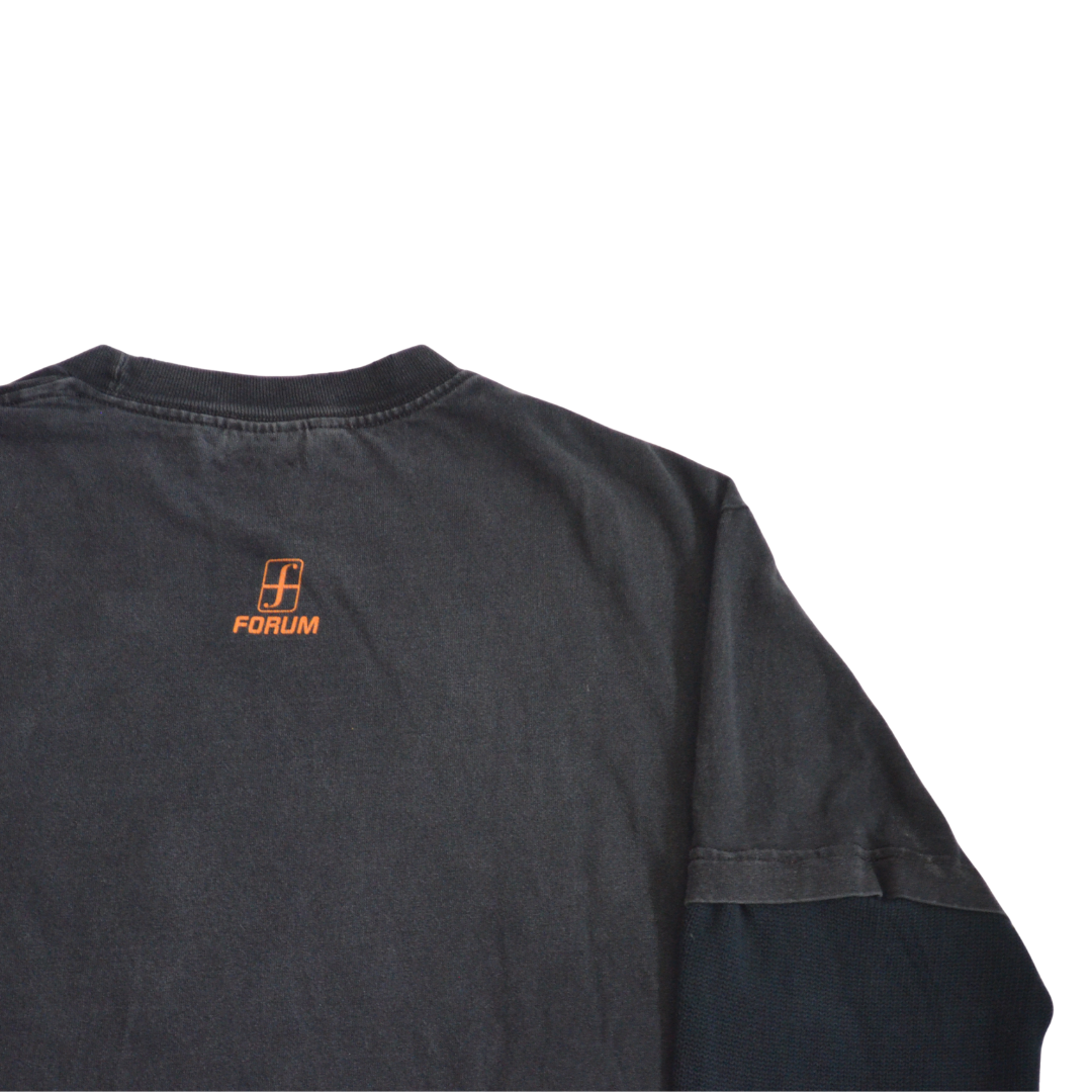 untitled 53 - graphic long sleeves tee